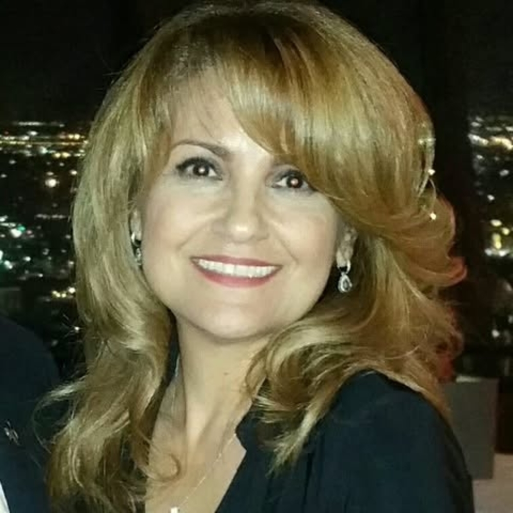 Meet your Posher, Debbie